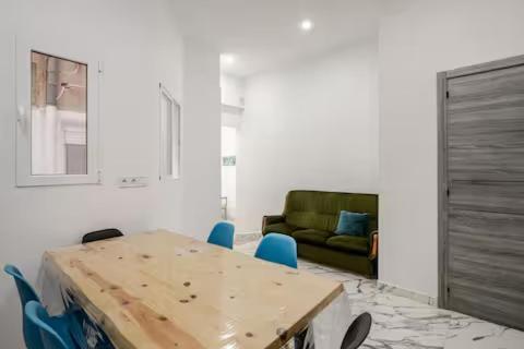 Apartamento En Planta Baja Cerca De La Playa En Бадалона Экстерьер фото